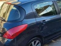 Usata Peugeot 308 Active 111 CV (81 kW) 2012 Blu Berlina