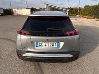 Usata Peugeot e-2008 Allure 100 kW (136 CV) 2021 Grigio SUV
