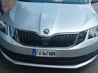 Usata Skoda Octavia 110 CV (80 kW) 2019 Grigio Station wagon