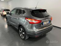 Usata Nissan Qashqai N-Connecta 110 CV (80 kW) 2017 Grigio SUV