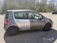 Usata Renault Modus 2011 Grigio Monovolume