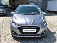 Usata Peugeot 208 83 CV (61 kW) 2019 Grigio Utilitaria