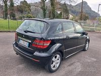 Usata Mercedes B200 140 CV (102 kW) 2008 Nero Monovolume