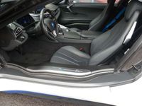 Usata BMW i8 231 CV (169 kW) 2018 Bianco Coupé
