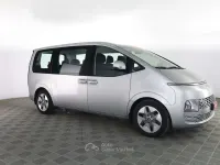 Usata Hyundai Staria 177 CV (130 kW) 2023 Shimmering silver Monovolume
