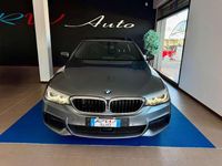 Usata BMW 520 M Sport 192 CV (141 kW) 2018 Grigio chiaro Station wagon