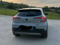 Usata Renault Captur 158 CV (116 kW) 2026 Grigio SUV