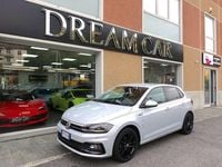 Usata VW Polo R-line 95 CV (69 kW) 2018 Grigio perlato Berlina