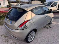 Usata Lancia Ypsilon Gold 86 CV (63 kW) 2013 Grigio Utilitaria