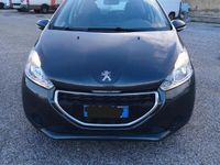 Usata Peugeot 208 Allure 68 CV (50 kW) 2015 Grigio Utilitaria