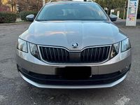 Usata Skoda Octavia G-TEC 110 CV (80 kW) 2018 Grigio Station wagon