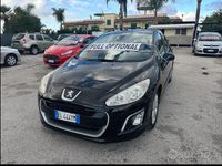 Usata Peugeot 308 Active 111 CV (81 kW) 2012 Nero Berlina