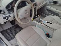 Usata Mercedes 220 170 CV (125 kW) 2010 Blu Coupé