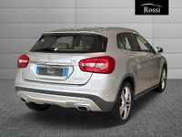 Usata Mercedes GLA200 136 CV (100 kW) 2015 Grigio chiaro metallizzato SUV