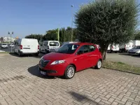 Usata Lancia Ypsilon Gold 69 CV (50 kW) 2014 Rosso Utilitaria