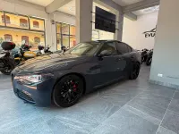 Usata Alfa Romeo Giulia Super 180 CV (132 kW) 2017 Grigio Berlina