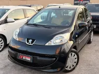 Usata Peugeot 107 68 CV (50 kW) 2008 Nero Utilitaria