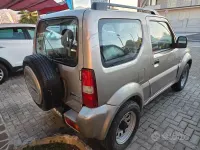 Usata Suzuki Jimny 65 CV (47 kW) 2004 Beige SUV