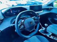 Usata Peugeot 208 Allure 101 CV (74 kW) 2025 Nero Utilitaria