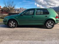 Usata VW Golf IV 101 CV (74 kW) 2002 Verde Berlina
