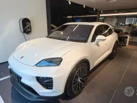 Usata Porsche Macan 197 CV (144 kW) 2025 Bianco SUV