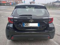 Usata Toyota Yaris Trend 72 CV (52 kW) 2022 Nero Utilitaria