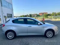 Usata Alfa Romeo Giulietta 120 CV (88 kW) 2015 Grigio Utilitaria