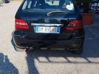 Usata Mercedes B200 140 CV (102 kW) 2008 Nero Monovolume