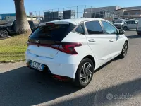 Usata Hyundai i20 84 CV (61 kW) 2023 Bianco Utilitaria