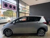 Usata Toyota Verso-S Active 90 CV (66 kW) 2011 Grigio Monovolume