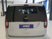 Usata Ford Tourneo Connect Titanium 102 CV (75 kW) 2024 Argento Monovolume