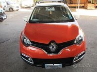 Usata Renault Captur Business 90 CV (66 kW) 2014 Arancione perlato SUV