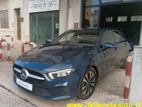 Usata Mercedes A180 Business 116 CV (85 kW) 2021 Blu Berlina
