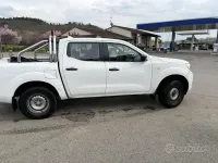 Usata Nissan Navara 163 CV (119 kW) 2017 Bianco Pick-up