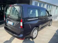 Usata Ford Grand Tourneo Connect 102 CV (75 kW) 2026 Grigio Monovolume