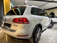Usata VW Touareg 240 CV (176 kW) 2010 Argento SUV