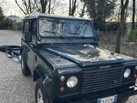 Usata Land Rover Defender 122 CV (89 kW) 2004 Verde SUV