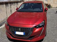 Usata Peugeot 208 Allure 101 CV (74 kW) 2020 Rosso Utilitaria