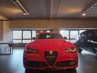 Nuova Alfa Romeo Giulia Quadrifoglio 519 CV (381 kW) 2026 Rosso alfa Berlina