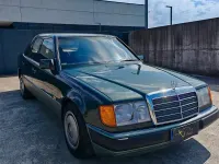 Usata Mercedes 190 136 CV (100 kW) 1989 Verde Berlina