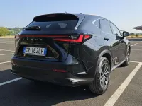 Usata Lexus NX450h+ 185 CV (136 kW) 2024 Nero SUV