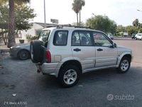 Usata Suzuki Grand Vitara 128 CV (94 kW) 2004 Grigio SUV
