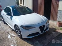 Usata Alfa Romeo Giulia 150 CV (110 kW) 2018 Bianco Berlina