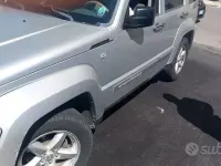 Usado Jeep Cherokee 2008 Gris SUV