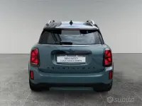 Usata Mini Cooper Countryman 136 CV (100 kW) 2023 Sage green metallizzato SUV