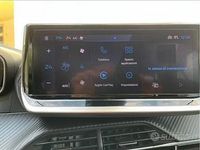 Usata Peugeot 2008 131 CV (96 kW) 2023 Verde SUV