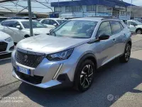 Usata Peugeot 2008 Allure 131 CV (96 kW) 2022 Grigio SUV