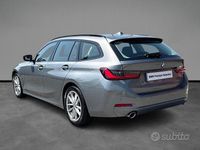 Usata BMW 318 Efficient Dynamics 150 CV (110 kW) 2023 Grigio / metallizzato Station wagon