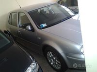 Usata VW Golf IV Highline 115 CV (84 kW) 2000 Grigio Berlina