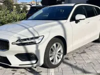 Usata Volvo V60 Business Edition 150 CV (110 kW) 2020 Bianco Station wagon